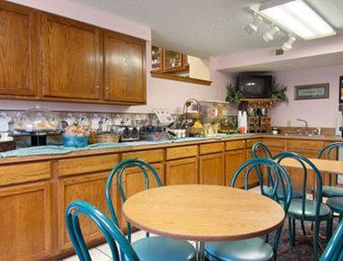 Motel Super 8 By Wyndham Norfolk Exterior foto